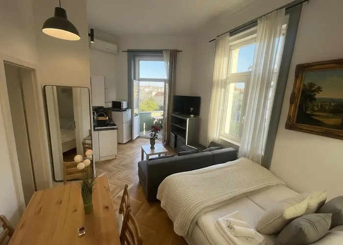 Appartement Panorama Balcony ,2ac,2br Renovated Budapest