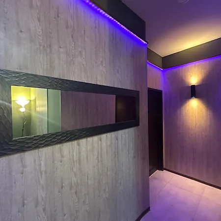 Central Skyline Panorama Balcony ,2Br,2Ac *