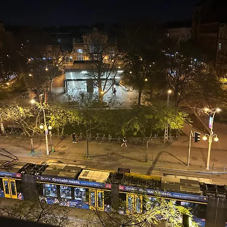 아파트 Saffron Center Panorama Balcony 부다페스트