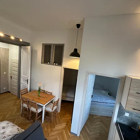 Central Skyline Panorama Balcony ,2Br,2Ac