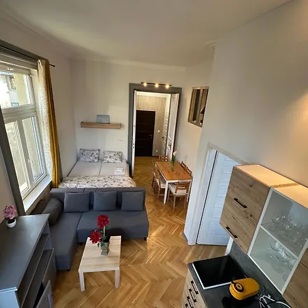 Saffron Center Panorama Balcony Appartamento Budapest