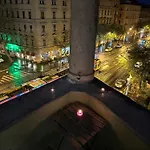 아파트 Panorama Balcony ,2ac,2br Renovated *