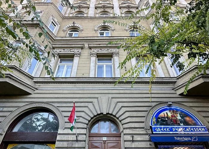 Panorama Balcony ,2ac,2br Renovated *