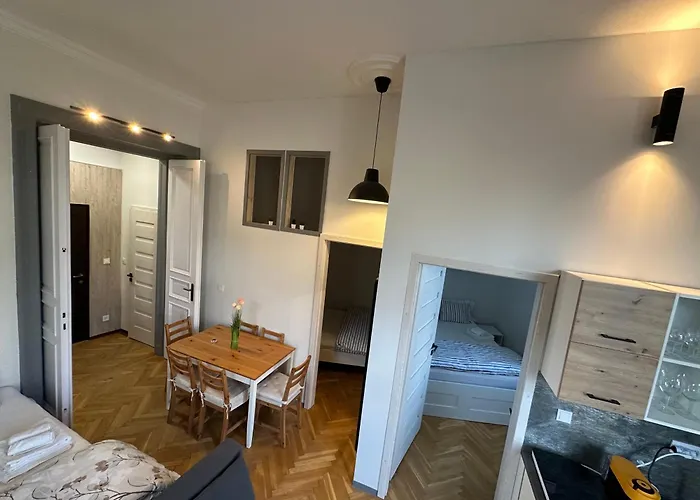 Panorama Balcony ,2ac,2br Renovated